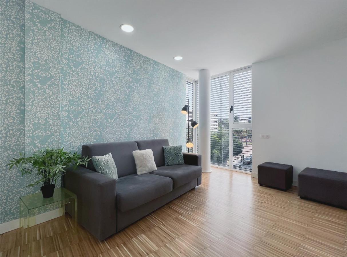 Stay U-Nique Apartments Pellaires Barcelona Luaran gambar