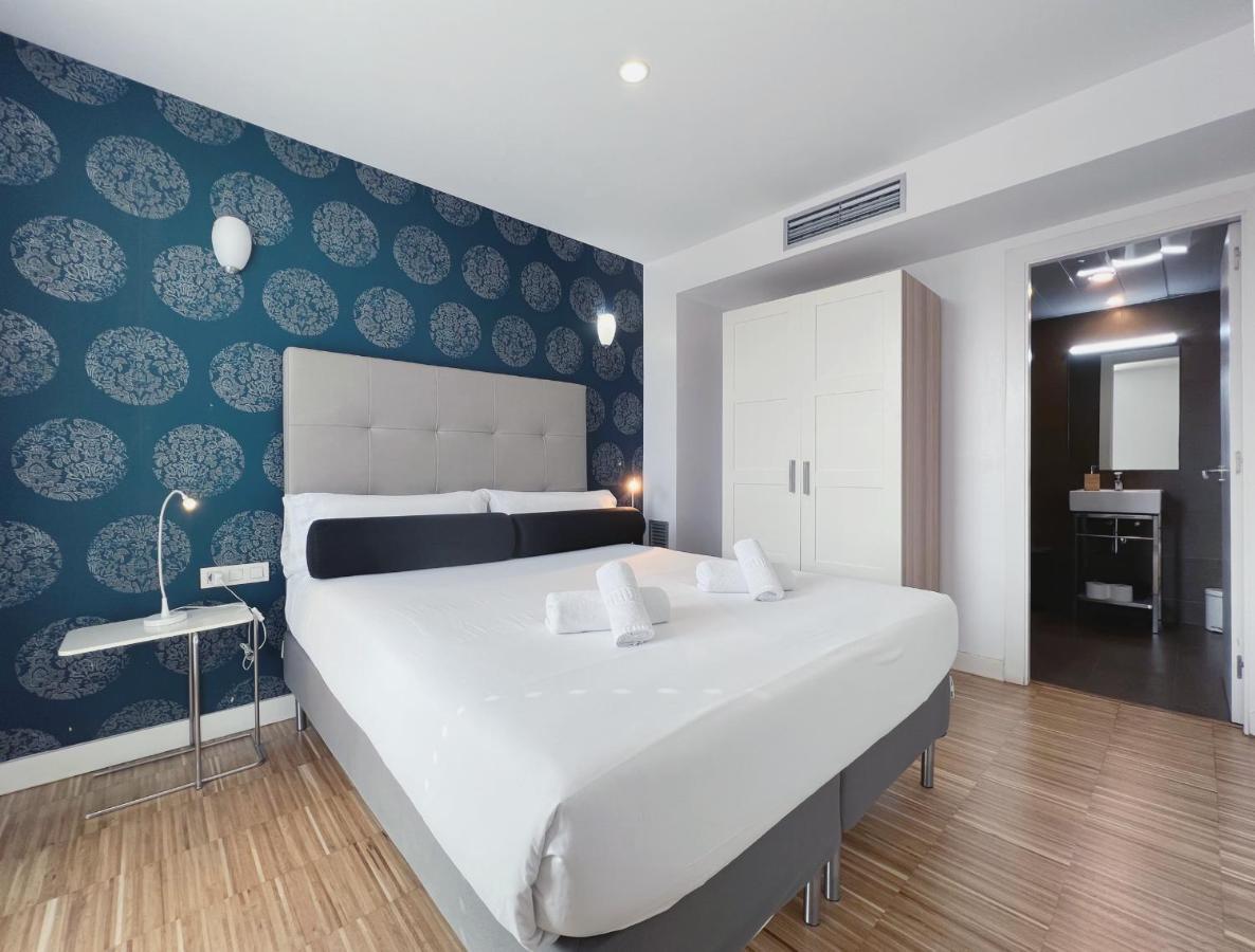 Stay U-Nique Apartments Pellaires Barcelona Luaran gambar