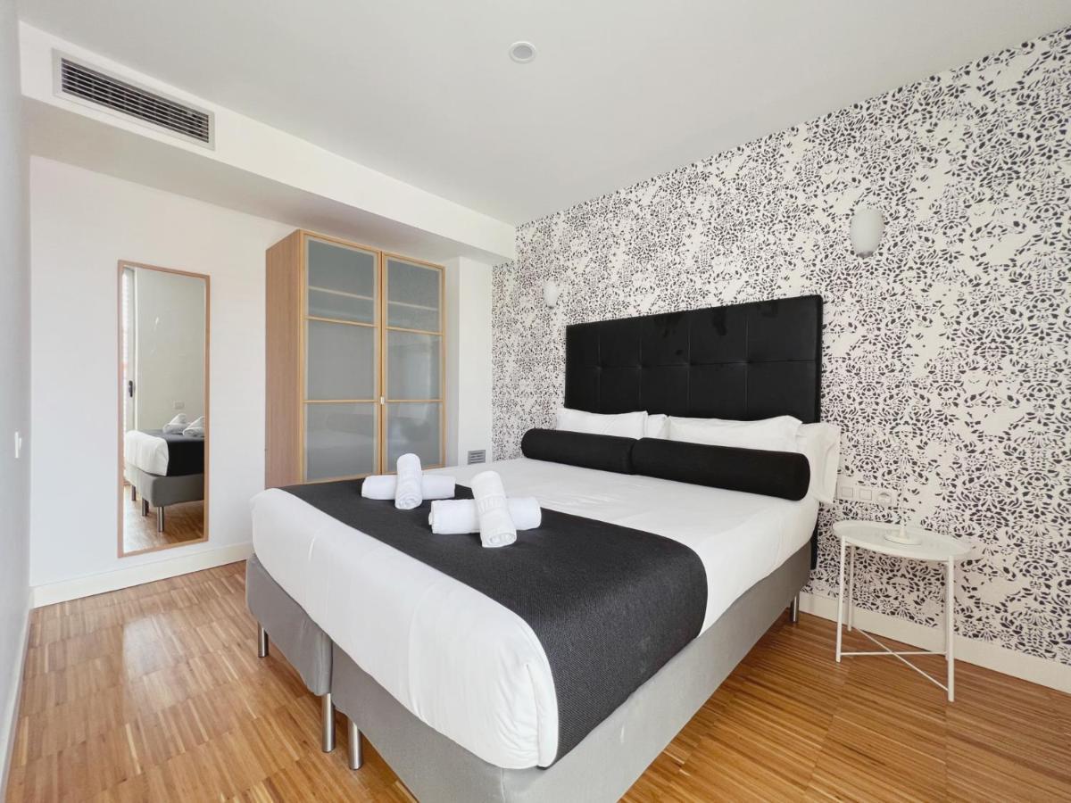 Stay U-Nique Apartments Pellaires Barcelona Luaran gambar