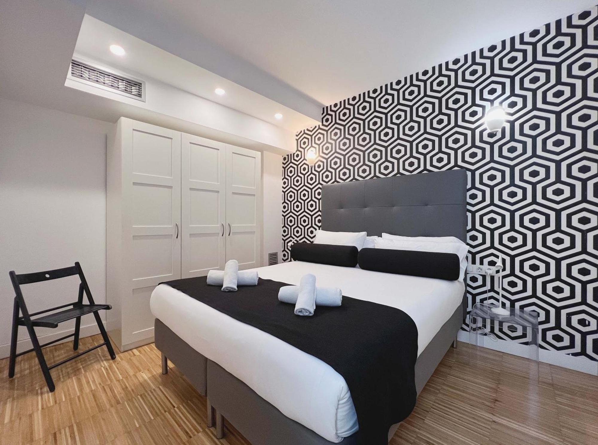 Stay U-Nique Apartments Pellaires Barcelona Luaran gambar