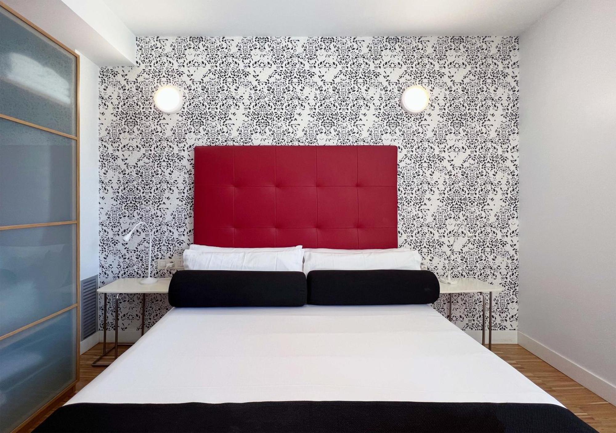 Stay U-Nique Apartments Pellaires Barcelona Luaran gambar