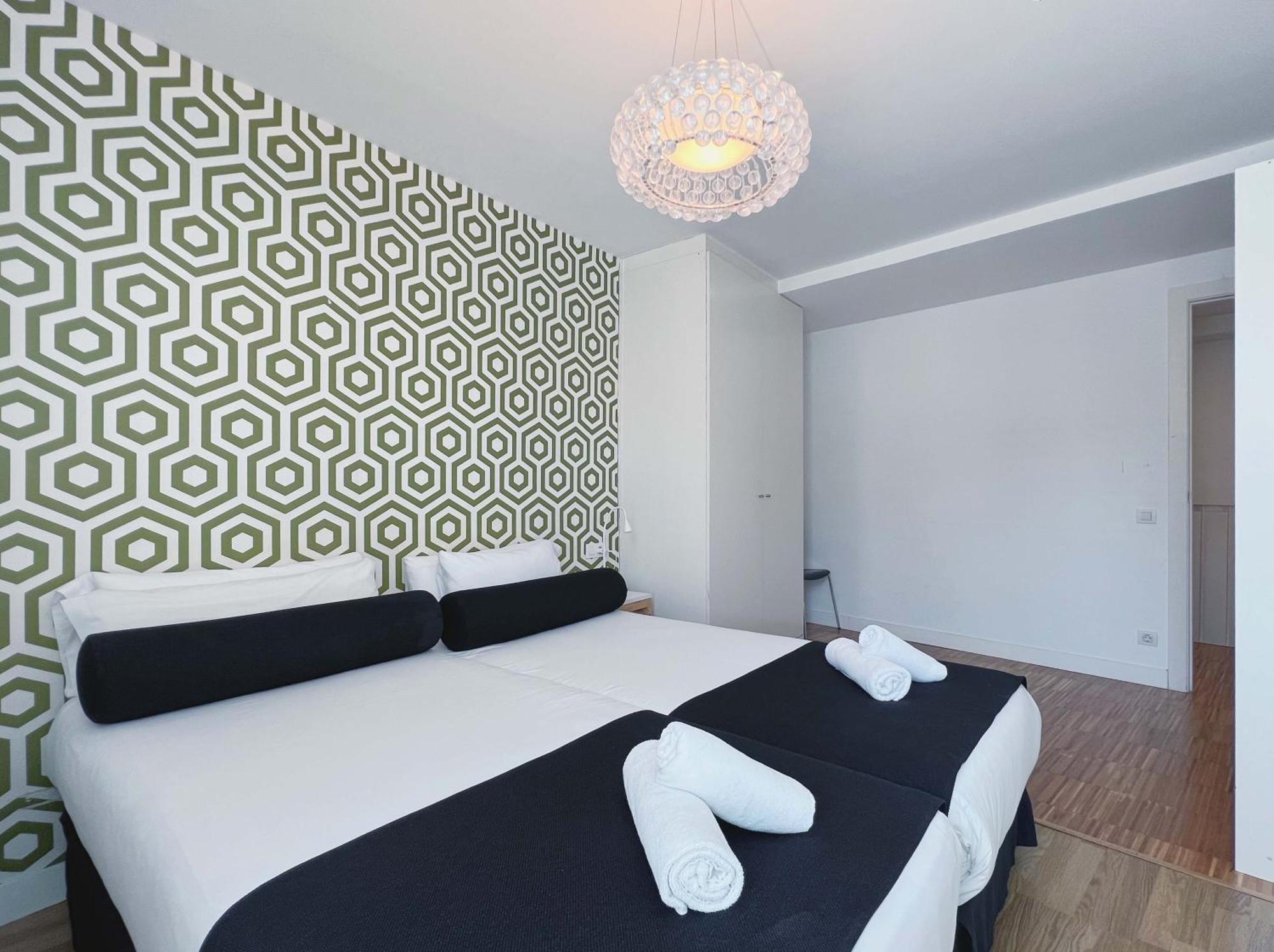 Stay U-Nique Apartments Pellaires Barcelona Luaran gambar