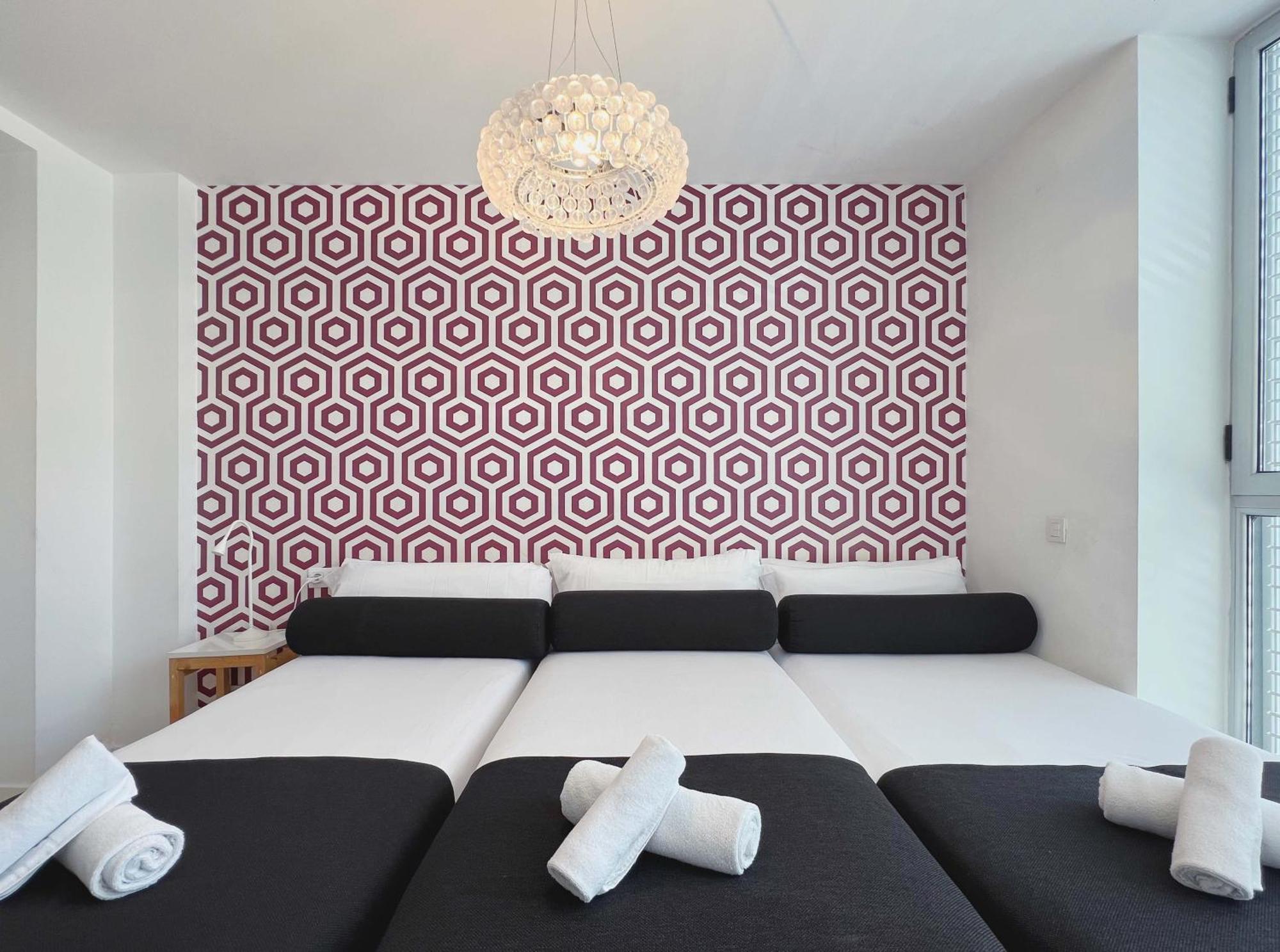Stay U-Nique Apartments Pellaires Barcelona Luaran gambar